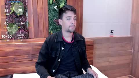 Eduardo online show from 01-15-25, 03:43