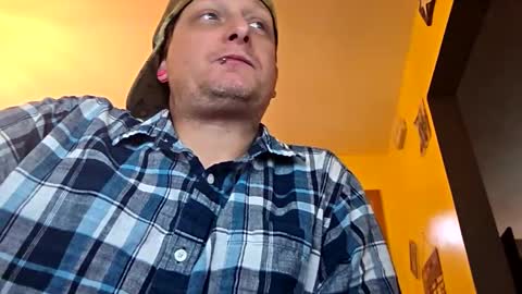 edwardaims_2please online show from 11-02-25, 02:52