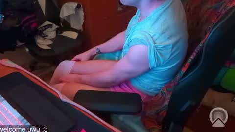 Alex online show from 03-08-26, 01:03