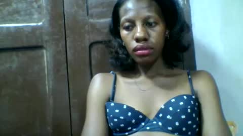 edwige770943 online show from 04-27-26, 03:43