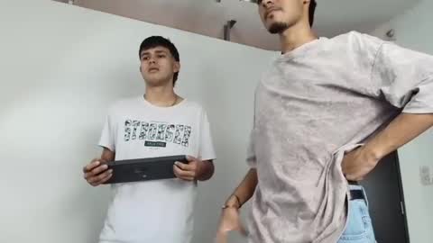 Edwin online show from 05-20-26, 01:39