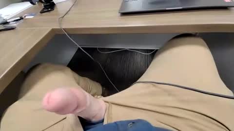 Eddya online show from 01-28-25, 01:05