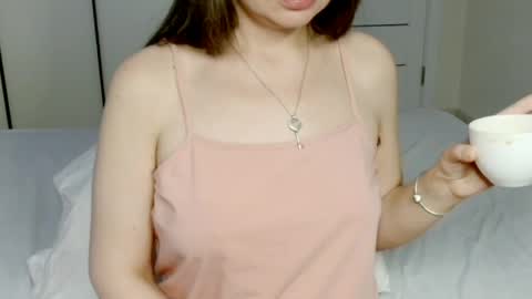 Snapshot of eelena4kiss chatting on 05-03-26, 11:27 eelena4kiss online show from 05-03-26, 11:27