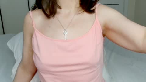 Snapshot of eelena4kiss chatting on 05-08-26, 10:53 eelena4kiss online show from 05-08-26, 10:53
