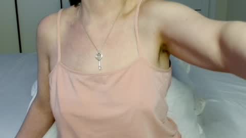 Snapshot of eelena4kiss chatting on 05-30-26, 08:28 eelena4kiss online show from 05-30-26, 08:28