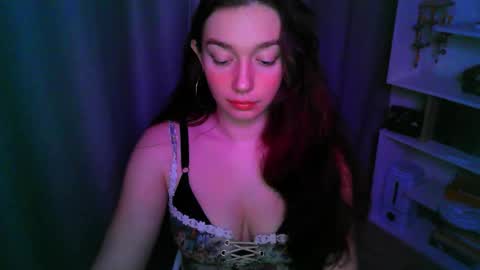 Snapshot of effie_balconii chatting on 11-26-25, 02:07 effie_balconii online show from 11-26-25, 02:07