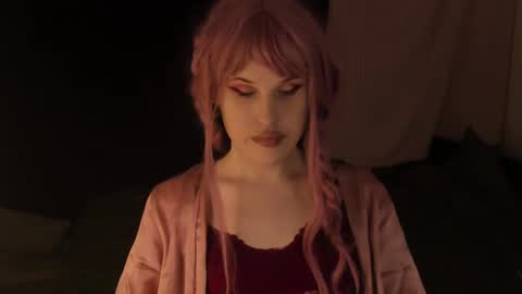 Effie Mur online show from 01-22-25, 12:38