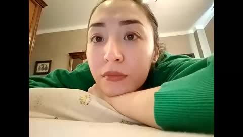 Effy online show from 12-15-24, 10:07