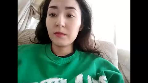 Effy online show from 01-19-25, 10:39