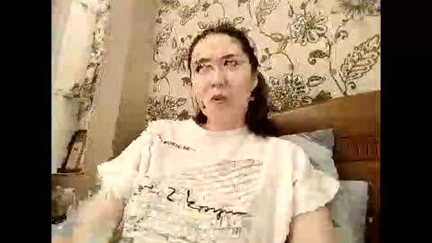 Effy online show from 04-26-26, 01:31