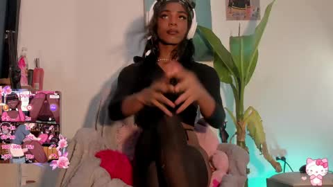 effy_marinn online show from 04-06-26, 08:59