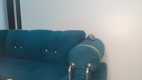 Snapshot of effy_queen chatting on 06-26-26, 06:12 effy_queen online show from 06-26-26, 06:12
