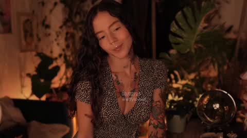 Effy online show from 02-04-25, 12:29