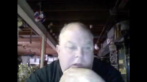 Snapshot of efriff chatting on 04-05-26, 12:46 efriff online show from 04-05-26, 12:46