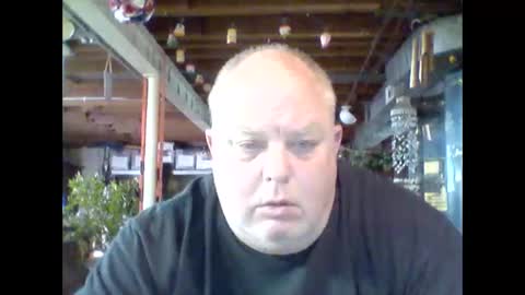 Snapshot of efriff chatting on 05-16-26, 07:34 efriff online show from 05-16-26, 07:34