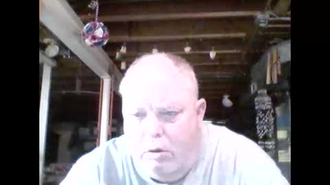 Snapshot of efriff chatting on 05-18-26, 10:54 efriff online show from 05-18-26, 10:54