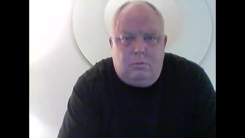 Snapshot of efriff chatting on 05-21-26, 01:45 efriff online show from 05-21-26, 01:45