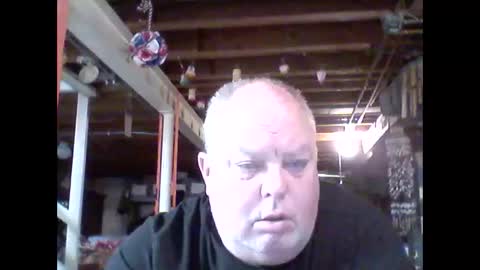Snapshot of efriff chatting on 05-25-26, 11:16 efriff online show from 05-25-26, 11:16