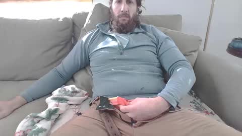 Snapshot of eggplantout chatting on 02-12-25, 07:02 Eggplant Out online show from 02-12-25, 07:02