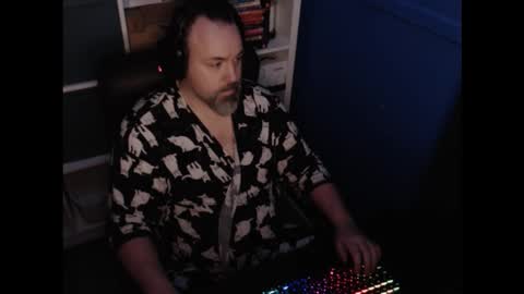 Eh Mac online show from 01-11-26, 01:05