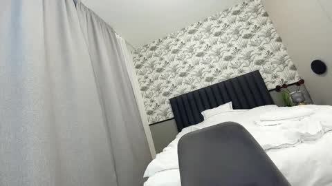 Erik and Alice online show from 02-16-25, 02:42