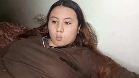 Snapshot of eimy_collin chatting on 12-13-24, 04:22 EIMY   MODEL INDEPENDENT online show from 12-13-24, 04:22