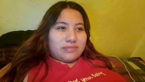 Snapshot of eimy_collin chatting on 12-17-24, 04:11 EIMY   MODEL INDEPENDENT online show from 12-17-24, 04:11