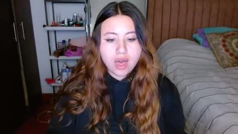 Snapshot of eimy_collin chatting on 03-12-25, 02:30 EIMY   MODEL INDEPENDENT online show from 03-12-25, 02:30