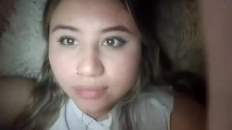 EIMY   MODEL INDEPENDENT online show from 02-20-26, 06:26