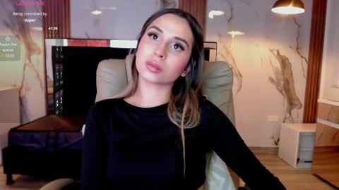 Snapshot of eimy_rose1 chatting on 06-06-26, 08:24 Eimy rose online show from 06-06-26, 08:24
