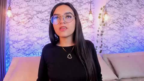 eimy_rosse18 online show from 11-15-25, 12:56