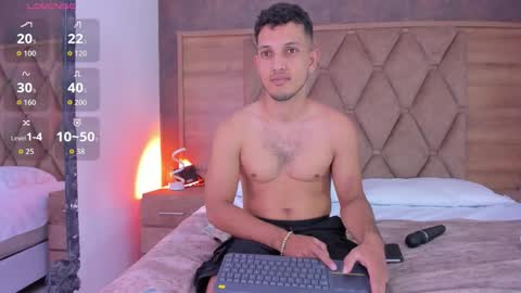 YG COUPLE online show from 02-05-26, 08:35