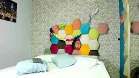 Eimy online show from 04-21-26, 12:33