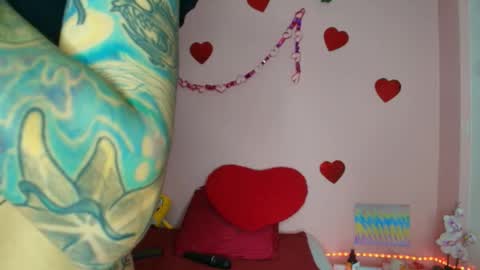 Carla online show from 09-10-25, 10:21