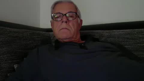 eisbaer1957 online show from 12-08-24, 03:02