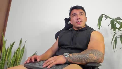 EITHAN CONOR online show from 09-24-25, 06:22