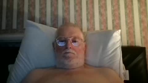 eketman1964 online show from 09-09-25, 10:09