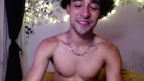 xoxo online show from 03-20-26, 06:07