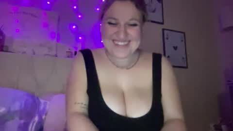 Snapshot of ekl22 chatting on 05-22-26, 05:14 ekl22 online show from 05-22-26, 05:14