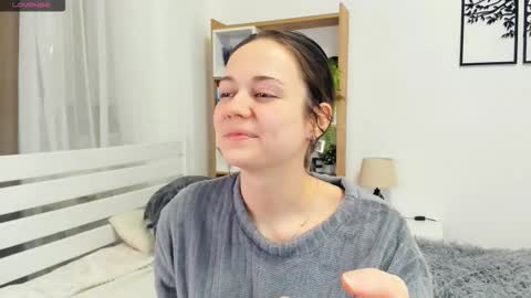 Elis 3 online show from 11-24-25, 08:30