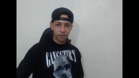 Instagram BelowAbajo online show from 05-19-26, 05:25