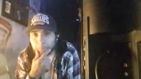 Snapshot of el_mucho210 chatting on 06-01-26, 04:31 el_mucho210 online show from 06-01-26, 04:31