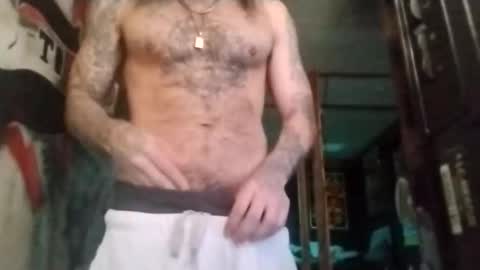 Snapshot of el_mucho210 chatting on 06-07-26, 10:24 el_mucho210 online show from 06-07-26, 10:24