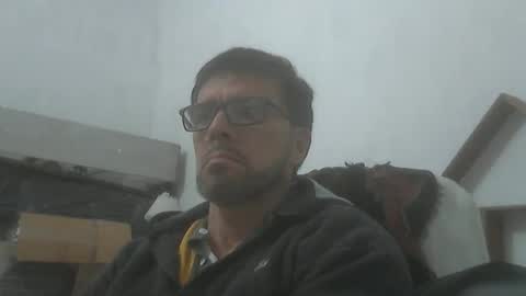 Snapshot of el_principe_veryhot chatting on 04-15-26, 03:24 el_principe_veryhot online show from 04-15-26, 03:24