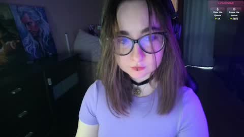 Snapshot of el_sweety chatting on 12-03-24, 10:06 If you like it when I meow give me a thumbs up online show from 12-03-24, 10:06