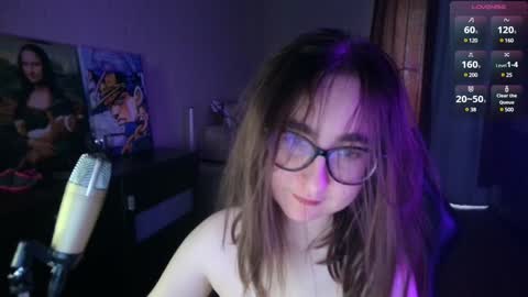 Snapshot of el_sweety chatting on 01-06-25, 12:57 If you like it when I meow give me a thumbs up online show from 01-06-25, 12:57