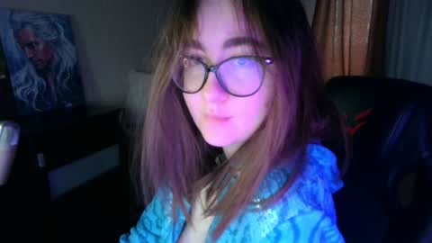 Snapshot of el_sweety chatting on 02-03-25, 08:46 If you like it when I meow give me a thumbs up online show from 02-03-25, 08:46