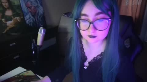 Snapshot of el_sweety chatting on 02-21-25, 02:48 If you like it when I meow give me a thumbs up online show from 02-21-25, 02:48