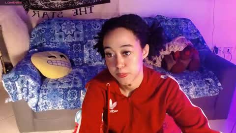 Ela  Help me reach 100 thumbs up online show from 02-14-25, 12:30