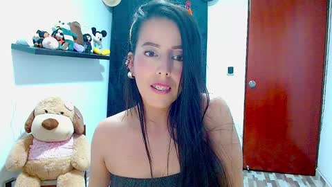 Snapshot of ela_3611 chatting on 12-23-24, 03:18 ela_3611 online show from 12-23-24, 03:18